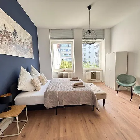 Xxl - 5 Bedrooms - Free Parking - Mallibase *