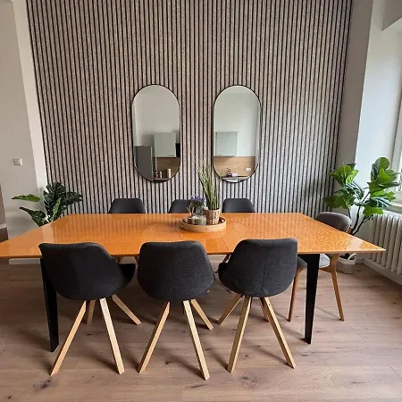 Апартаменты Xxl - 5 Bedrooms - Free Parking - Mallibase *