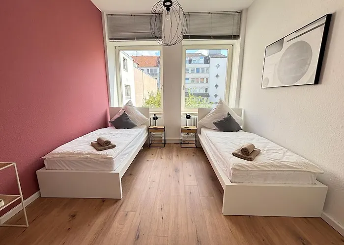 Xxl - 5 Bedrooms - Free Parking - Mallibase